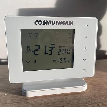 4 Guests: River & Garden Charm Vila